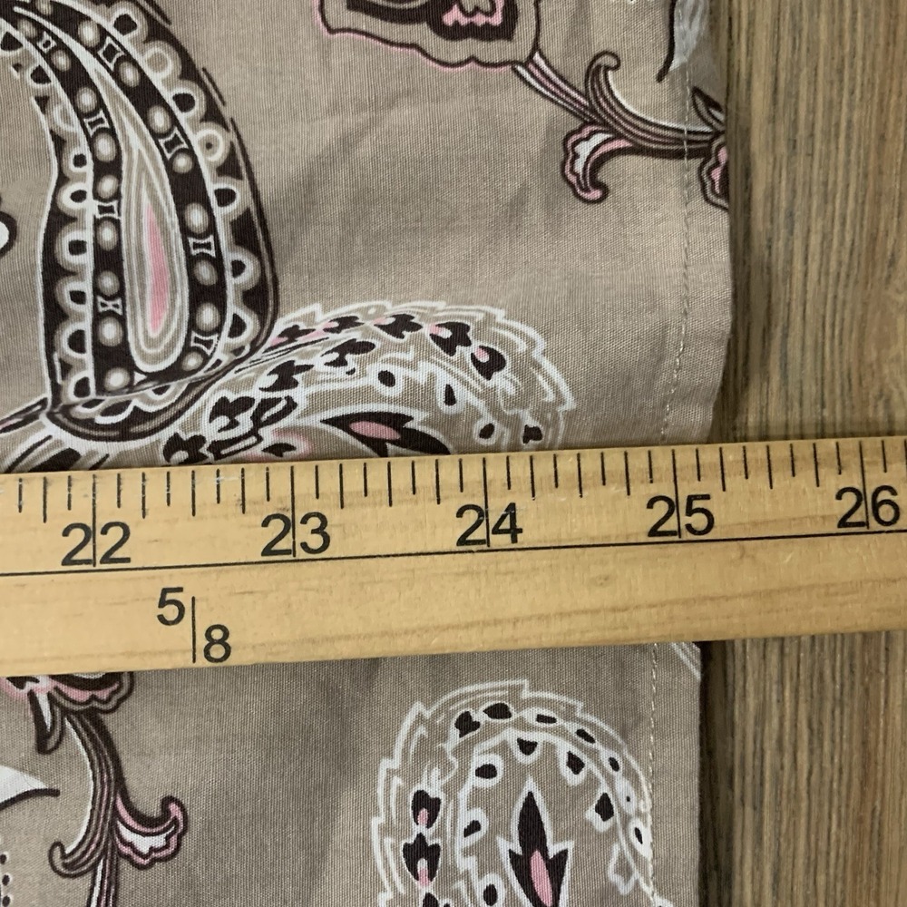Roper Taupe Paisley Snap-Front Western Shirt with Pink & White Details - Picture 7 of 7
